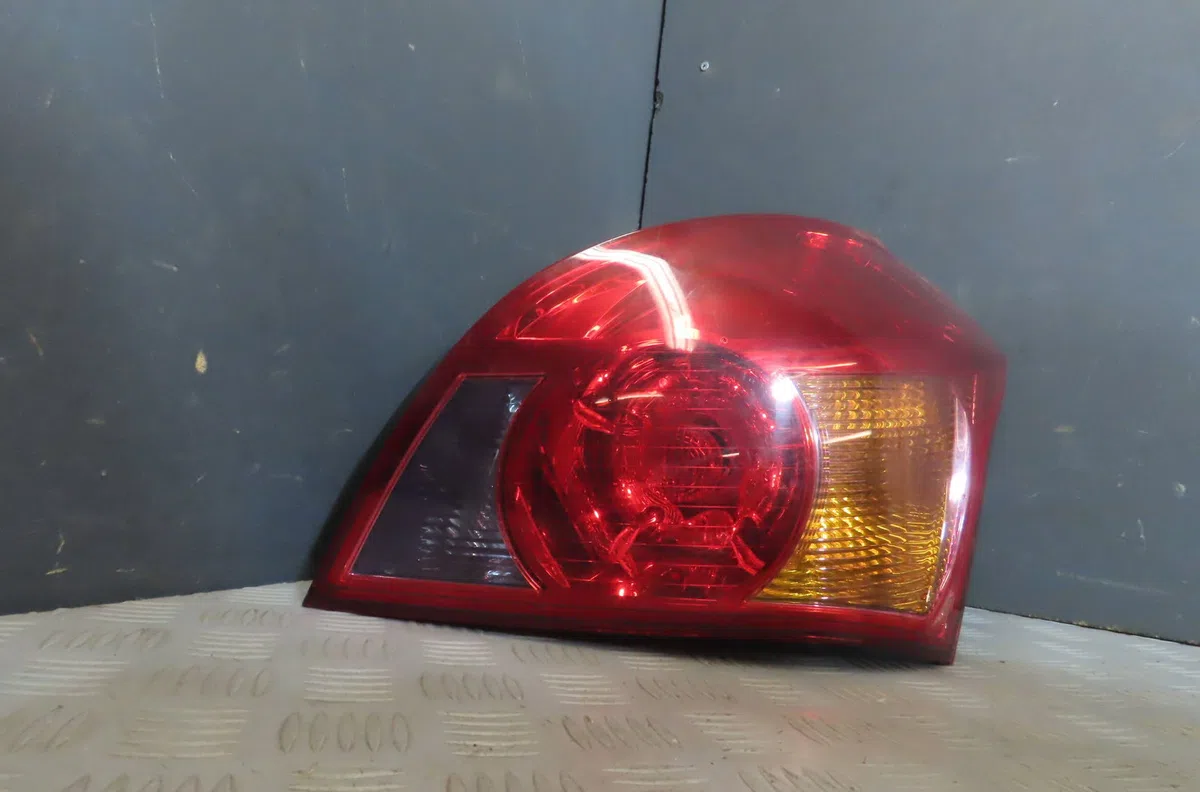 Feu arrière droit Kia PRO CEE'D (ED) 1.6 crdi 90 (2008-2012) occasion