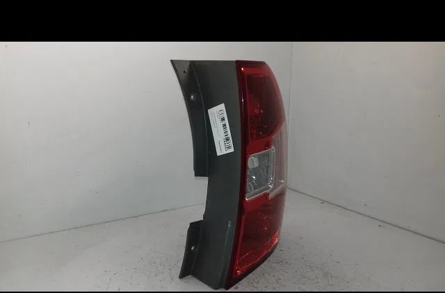 Feu arrière droit Kia SPORTAGE II (JE_, KM) 2.0 crdi (2006-2010) occasion