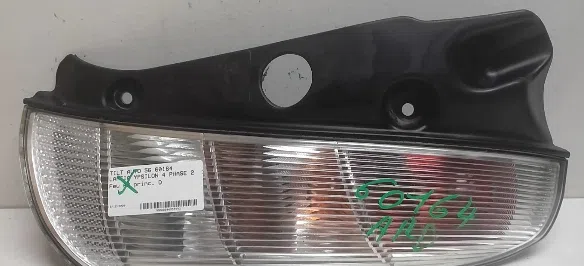 Feu arrière droit Lancia YPSILON (843_) 1.3 d multijet (843.axe11, 843.axe1a) (2006-2011) occasion