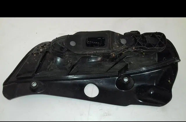 Feu arrière droit Lancia YPSILON (843_) 1.3 d multijet (843.axf11, 843.axf1a, 843.axm11,... (2006-2011) occasion