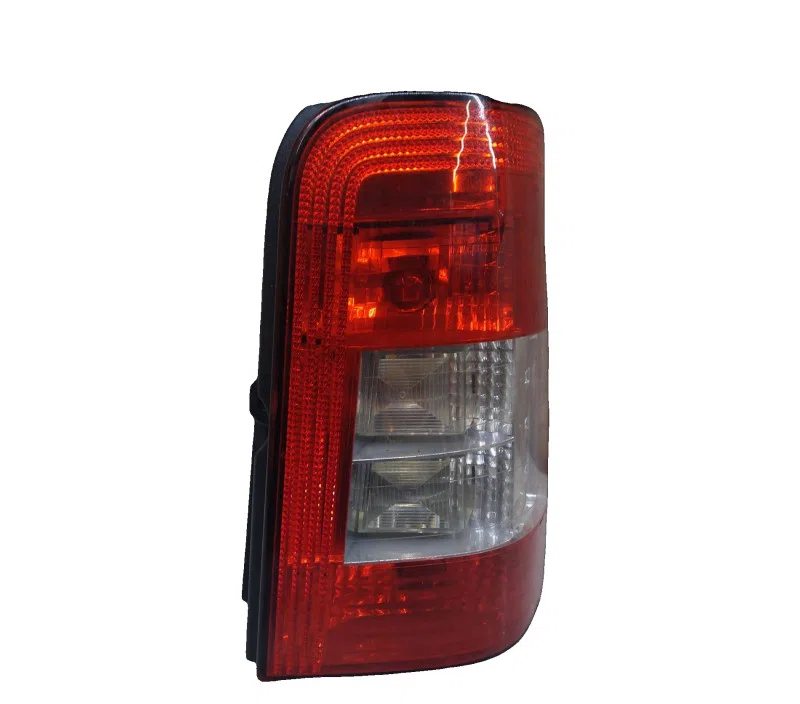FEU ARRIERE DROIT LIGIER 9657976980