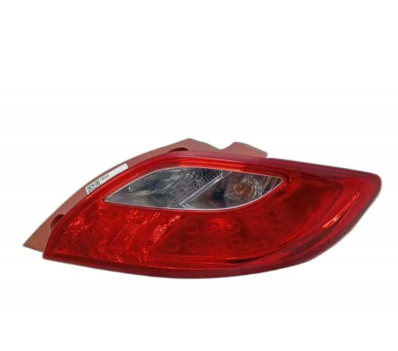 FEU ARRIERE DROIT MAZDA 2 D65151150M