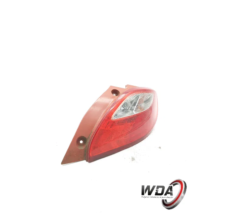 FEU ARRIERE DROIT MAZDA 2 II D65151150M