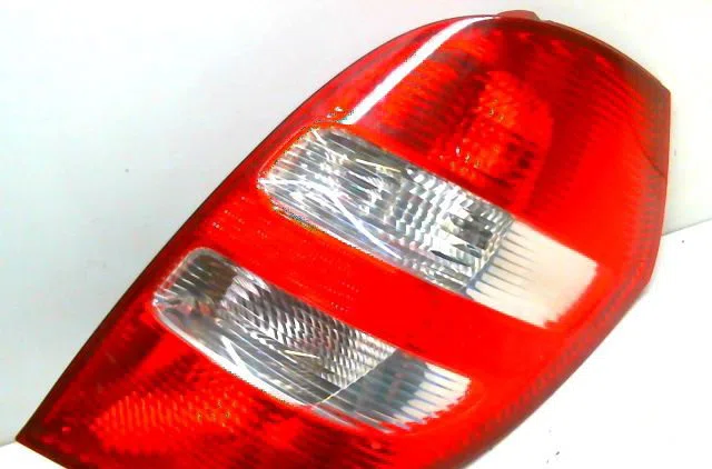 Feu arrière droit Mercedes-benz CLASSE A (W169) A 180 cdi (169.007, 169.307) (2004-2012) 5 portes occasion