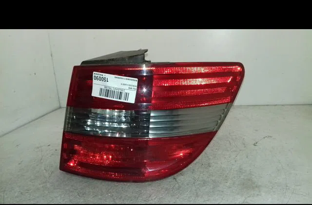 Feu arrière droit Mercedes-benz CLASSE B Sports Tourer (W245) B 200 cdi (245.208) (2005-2011) occasion