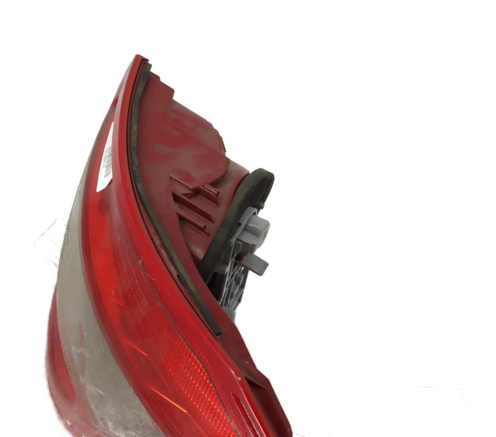 Feu arrière droit Mercedes-benz CLASSE C (W204) C 220 cdi (204.002) (2008-2014) 4 portes occasion