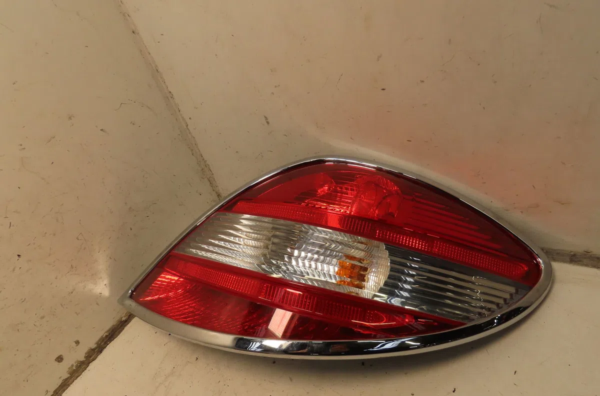 Feu arrière droit Mercedes-benz SLK (R171) 200 kompressor (171.442) (2004-2011) occasion