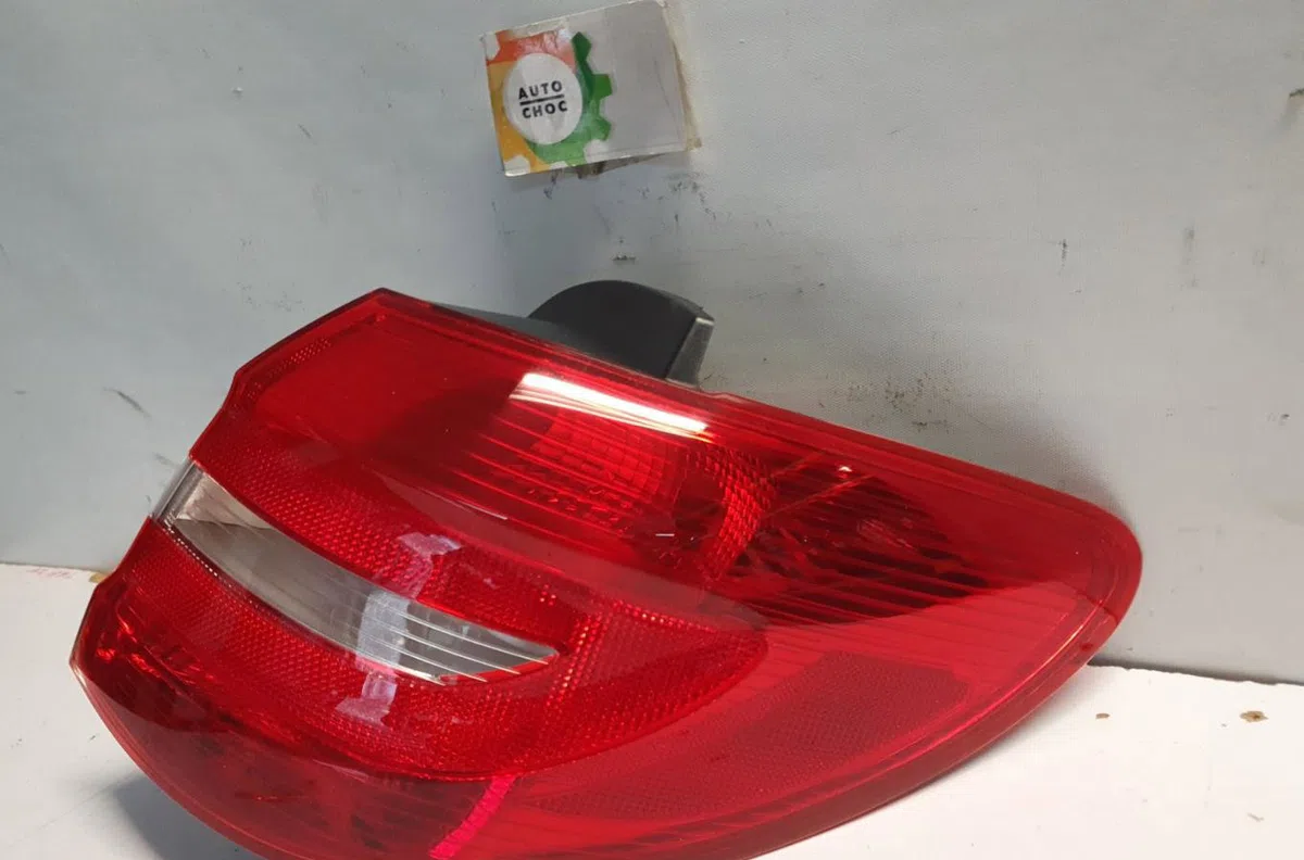 Feu arrière droit MERCEDES CLASSE B 246 PHASE 1 occasion