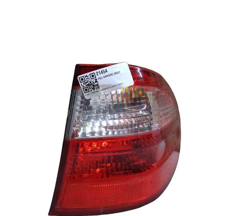 FEU ARRIERE DROIT MERCEDES CLASSE E A2118201264