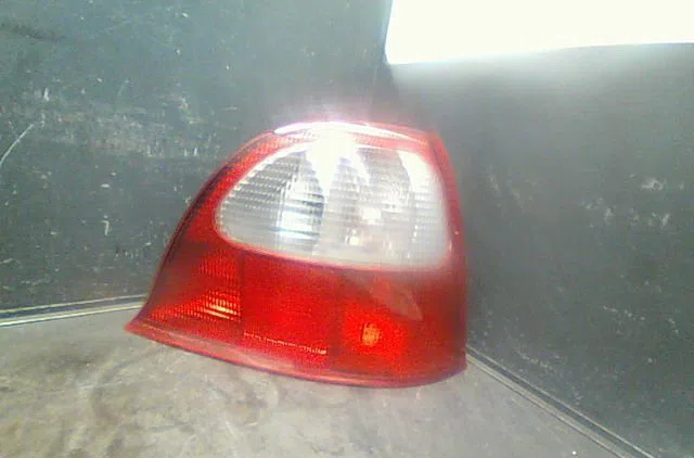 Feu arrière droit Mg MG ZR 2.0 td (2001-2005) occasion