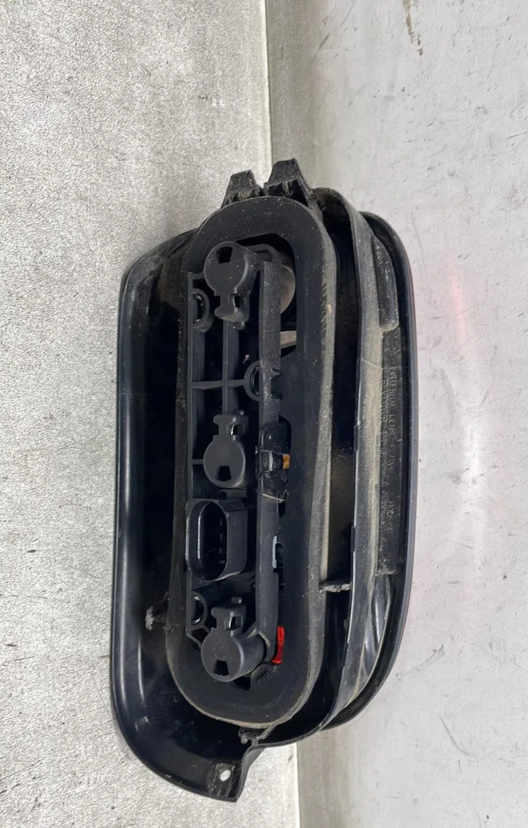 Feu arrière droit Mini MINI CLUBMAN (R55) Cooper d (2007-2010) occasion