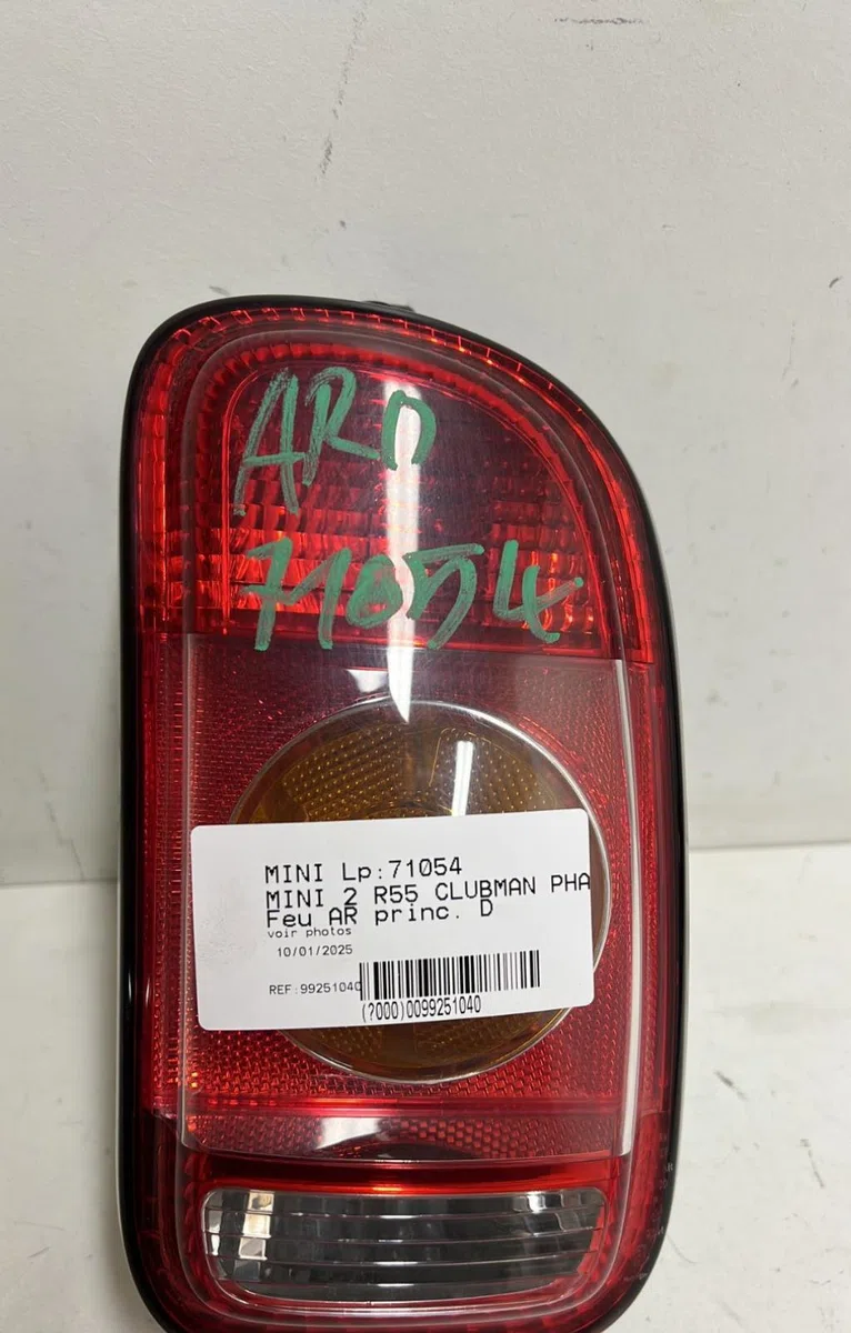 Feu arrière droit Mini MINI CLUBMAN (R55) Cooper d (2007-2010) occasion