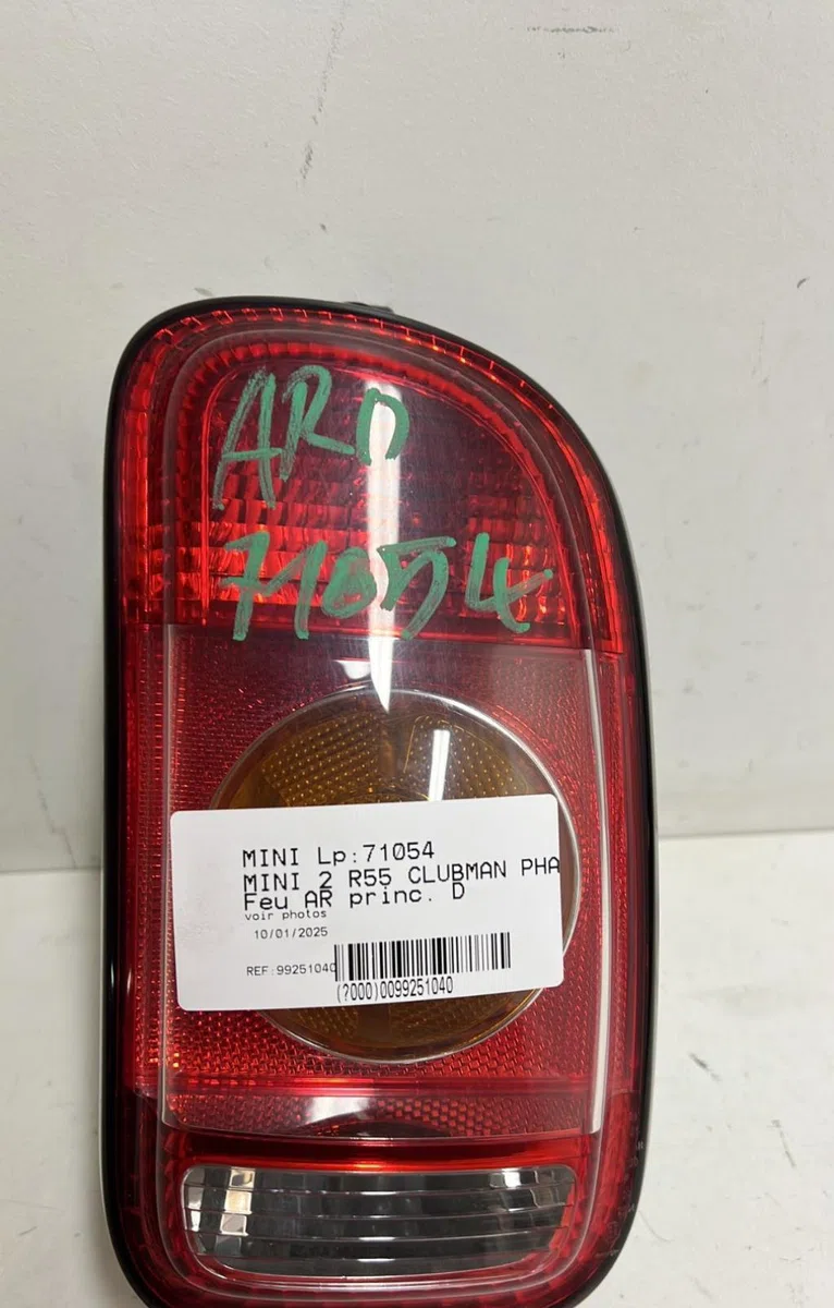 Feu arrière droit Mini MINI CLUBMAN (R55) Cooper d (2007-2010) occasion