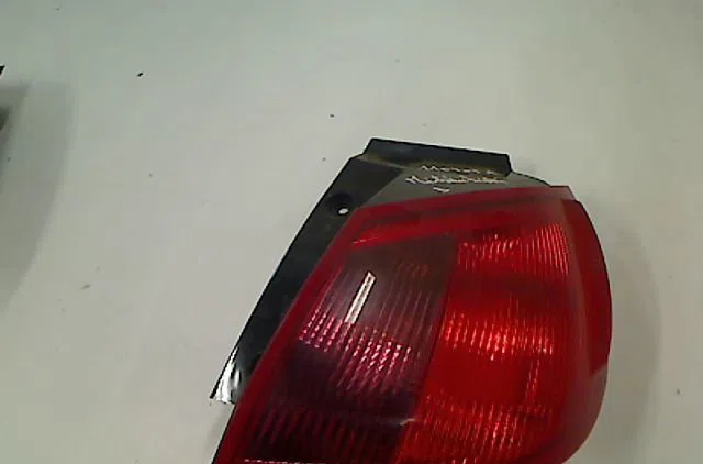 Feu arrière droit MITSUBISHI COLT 2007 occasion