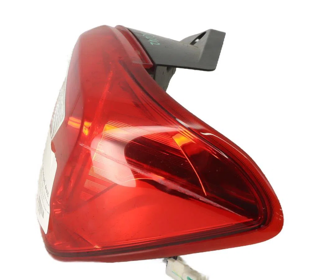 Feu arrière droit MITSUBISHI SPACE STAR 3 PHASE 1 occasion