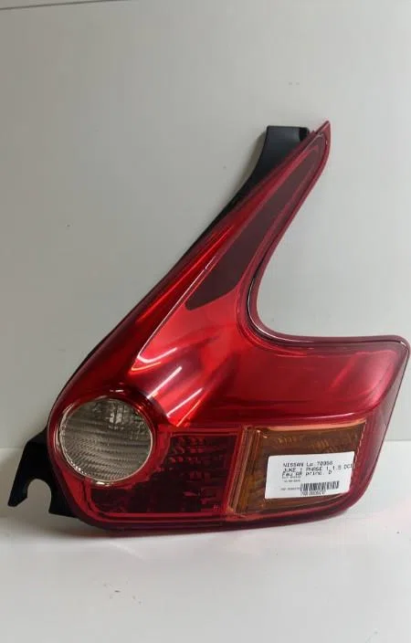 Feu arrière droit Nissan JUKE (F15) 1.5 dci (2010) 5 portes occasion