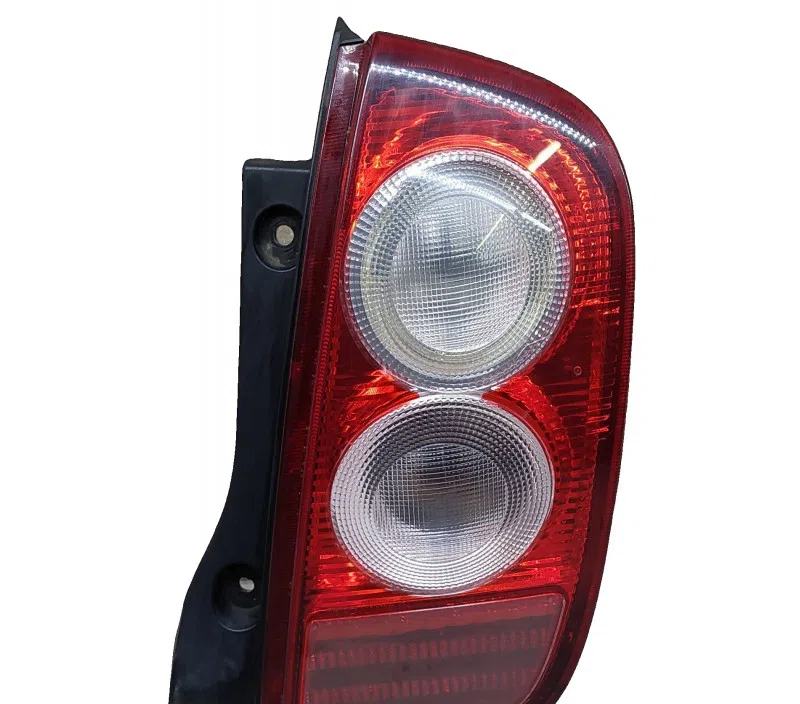 FEU ARRIERE DROIT NISSAN MICRA 26550AX720