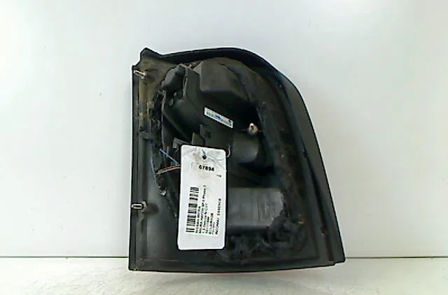 Feu arrière droit NISSAN MICRA II 1999 occasion