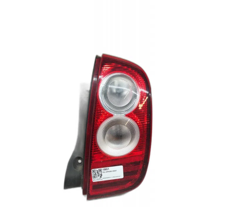 FEU ARRIERE DROIT NISSAN MICRA III 26554-BC10A
