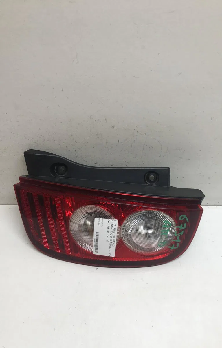 Feu arrière droit Nissan MICRA III (K12) 1.2 16v (2003-2010) occasion