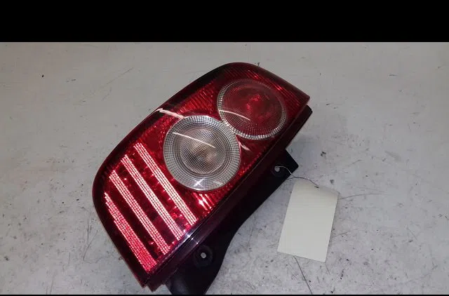 Feu arrière droit Nissan MICRA III (K12) 1.2 16v (2003-2010) occasion