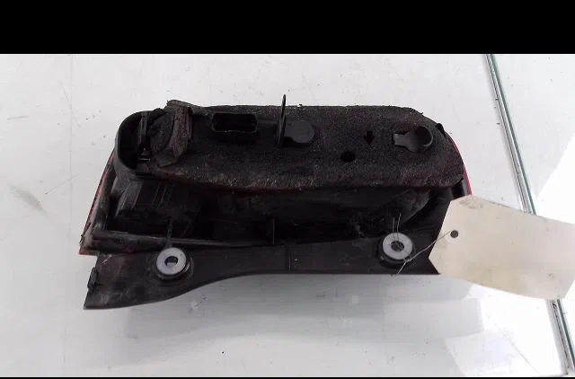 Feu arrière droit Nissan MICRA III (K12) 1.4 16v (2003-2010) occasion