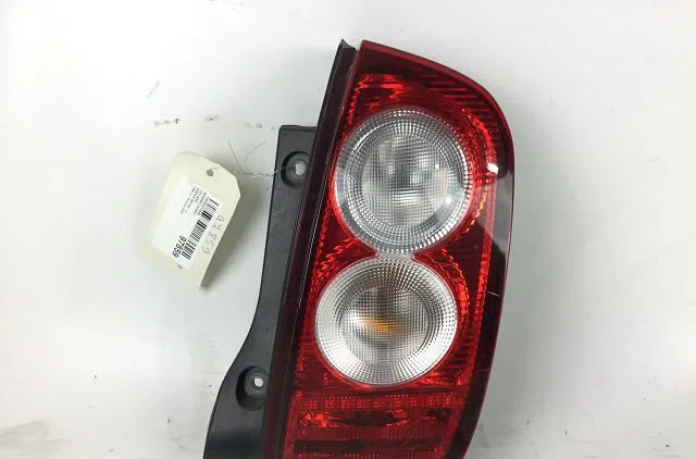 Feu arrière droit Nissan MICRA III (K12) 1.4 16v (2003-2010) occasion