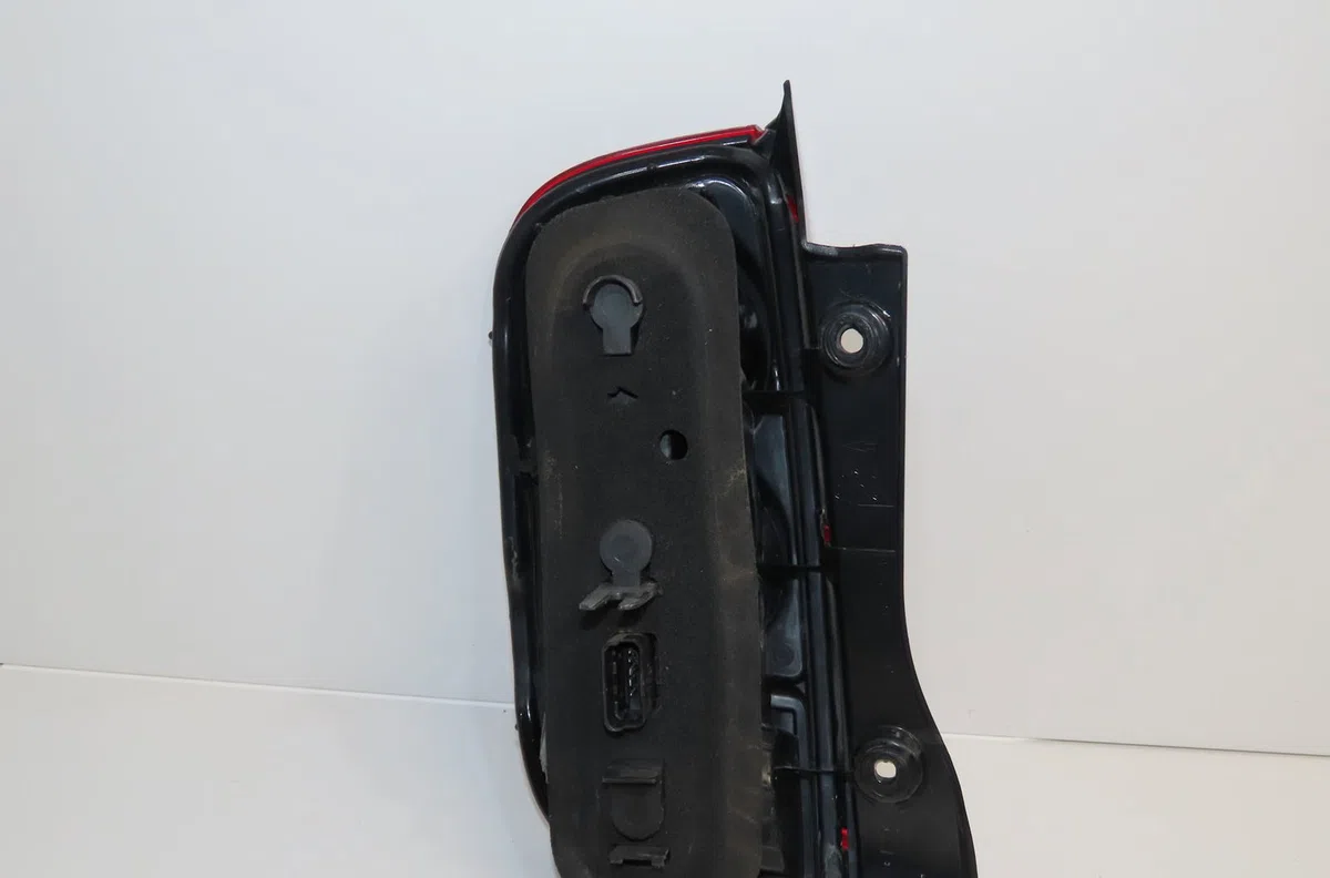 Feu arrière droit Nissan MICRA III (K12) 1.4 16v (2003-2010) occasion