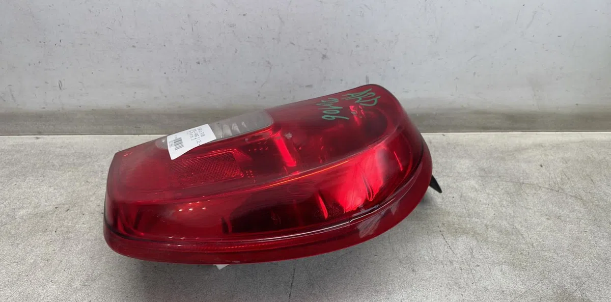 Feu arrière droit Nissan MICRA IV (K13K) 1.2 (2010-2015) occasion