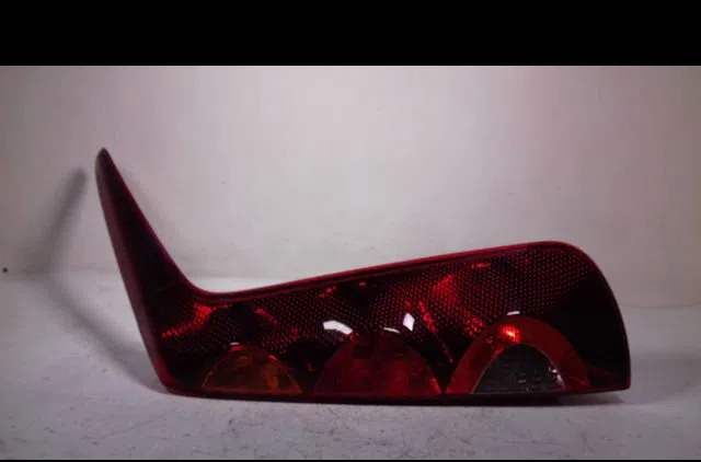 Feu arrière droit Nissan NOTE (E11, NE11) 1.4 (2006-2012) occasion