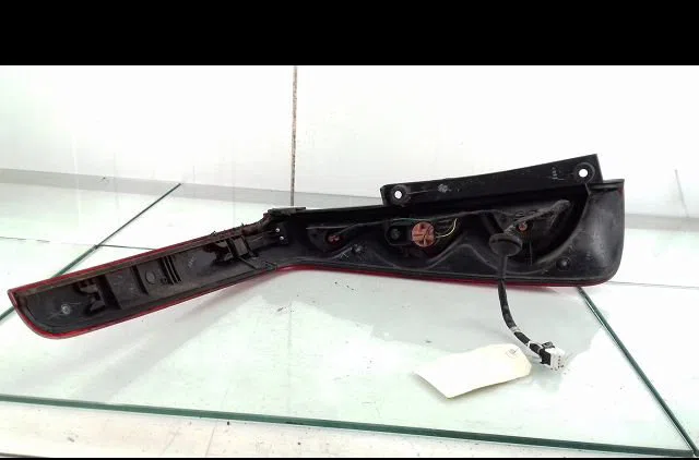 Feu arrière droit Nissan NOTE (E11, NE11) 1.5 dci (2010-2012) occasion