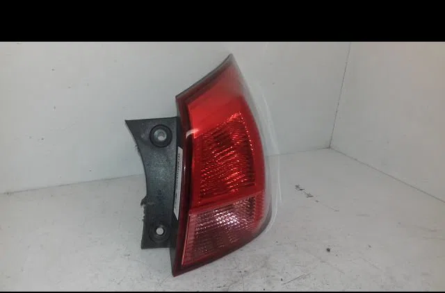Feu arrière droit Nissan QASHQAI - QASHQAI 2 I (J10, NJ10, JJ10E) 1.5 dci (2010-2013) 5 portes occasion