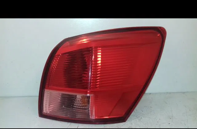 Feu arrière droit Nissan QASHQAI - QASHQAI 2 I (J10, NJ10, JJ10E) 2.0 dci traction intégrale (2007-2013) 5 portes occasi