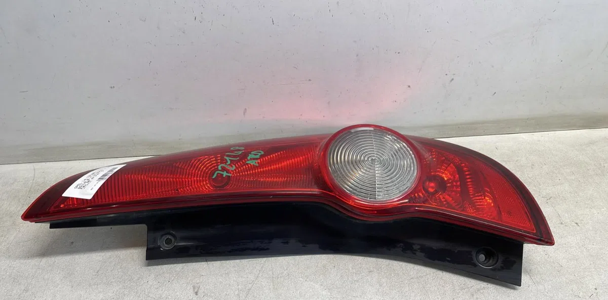 Feu arrière droit Opel AGILA (B) (H08) 1.3 cdti (f68) (2008-2010) 5 portes occasion