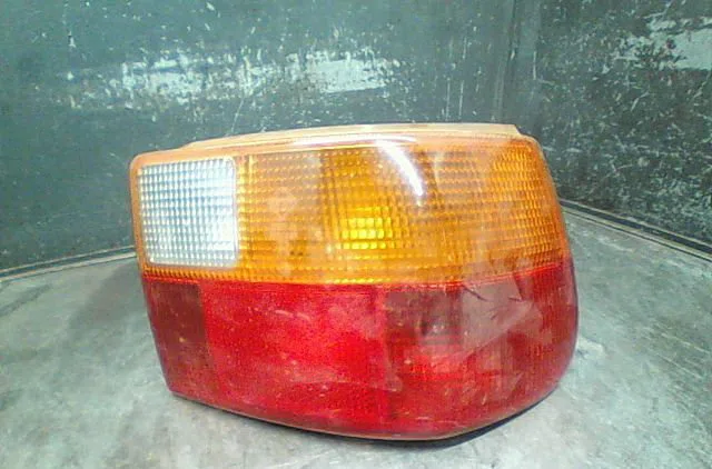 Feu arrière droit Opel ASTRA F 3-5 portes (T92) 1.4 si (f08, m08, f68, m68) (1992-1998) occasion