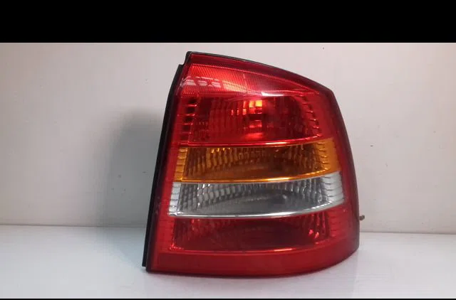 Feu arrière droit Opel ASTRA G 3-5 portes (T98) 1.7 dti 16v (f08, f48) (2000-2005) occasion