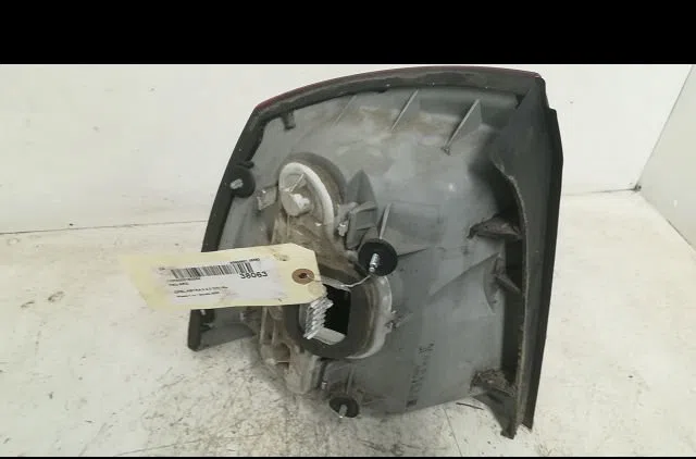 Feu arrière droit Opel ASTRA G 3-5 portes (T98) 2.0 dti 16v (f08, f48) (1999-2005) occasion