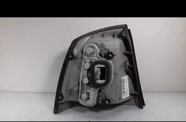 Feu arrière droit Opel ASTRA G 3-5 portes (T98) 2.2 dti (f08, f48) (2002-2005) occasion