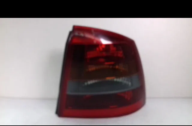 Feu arrière droit Opel ASTRA G 3-5 portes (T98) 2.2 dti (f08, f48) (2002-2005) occasion