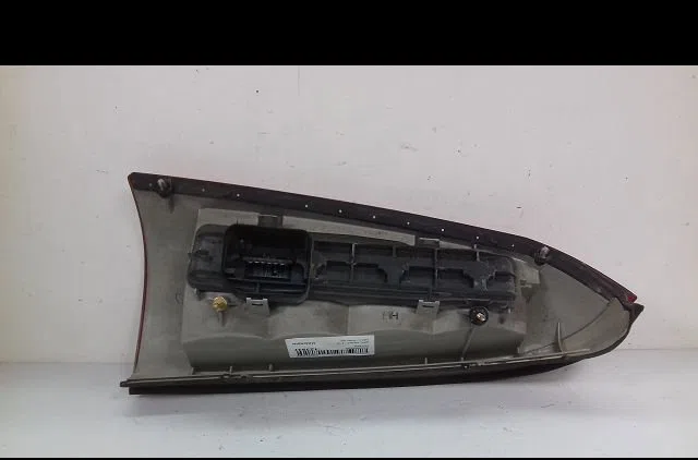 Feu arrière droit Opel ASTRA G Break (T98) 1.6 16v (f35) (1998-2004) occasion