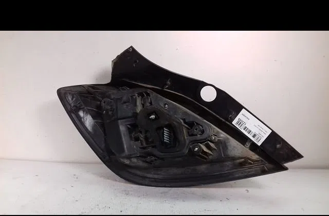 Feu arrière droit Opel ASTRA H (A04) 1.3 cdti (l48) (2005-2010) occasion