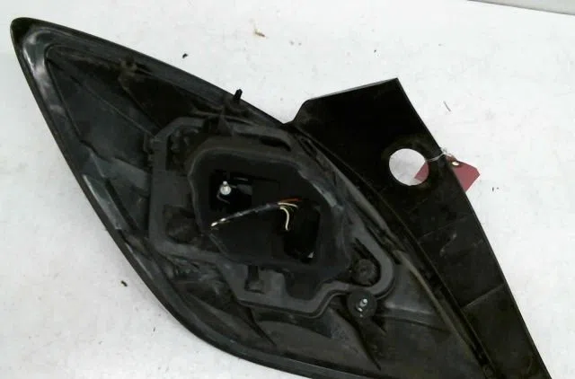 Feu arrière droit Opel ASTRA H GTC (A04) 1.7 cdti (l08) (2005-2010) 3 portes occasion