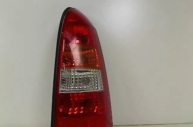 Feu arrière droit OPEL ASTRA II 2000 occasion