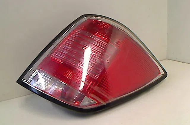 Feu arrière droit OPEL ASTRA III  1.7 CDTI 100ch occasion
