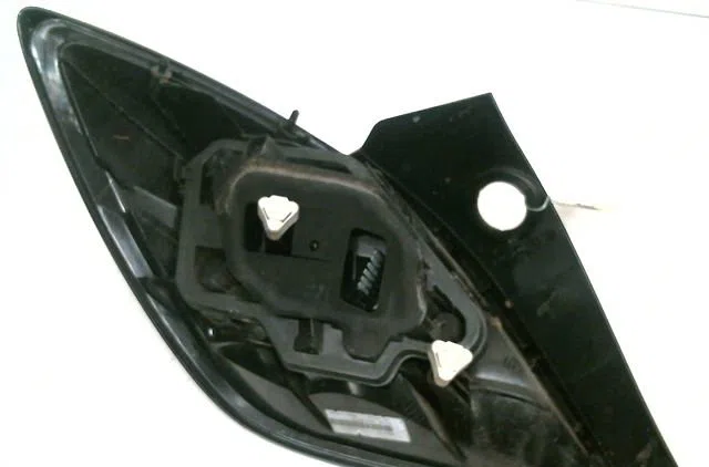 Feu arrière droit Opel ASTRA J GTC 1.7 cdti (08) (2011-2015) occasion