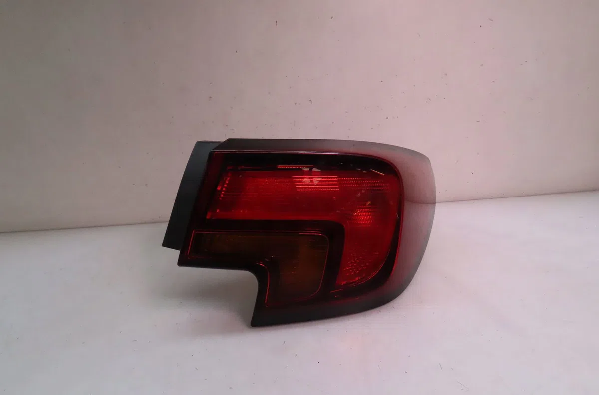 Feu arrière droit Opel ASTRA J (P10) 1.6 cdti (68) (2013-2015) occasion