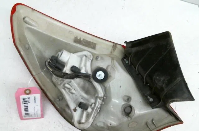 Feu arrière droit Opel ASTRA J (P10) 1.7 cdti (68) (2009-2015) occasion
