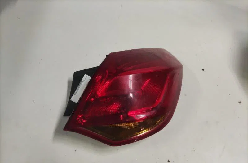 Feu arrière droit OPEL ASTRA J PHASE 1 occasion