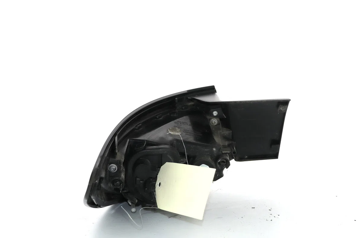 Feu arrière droit Opel ASTRA K (B16) 1.4 turbo (68) (2015) occasion