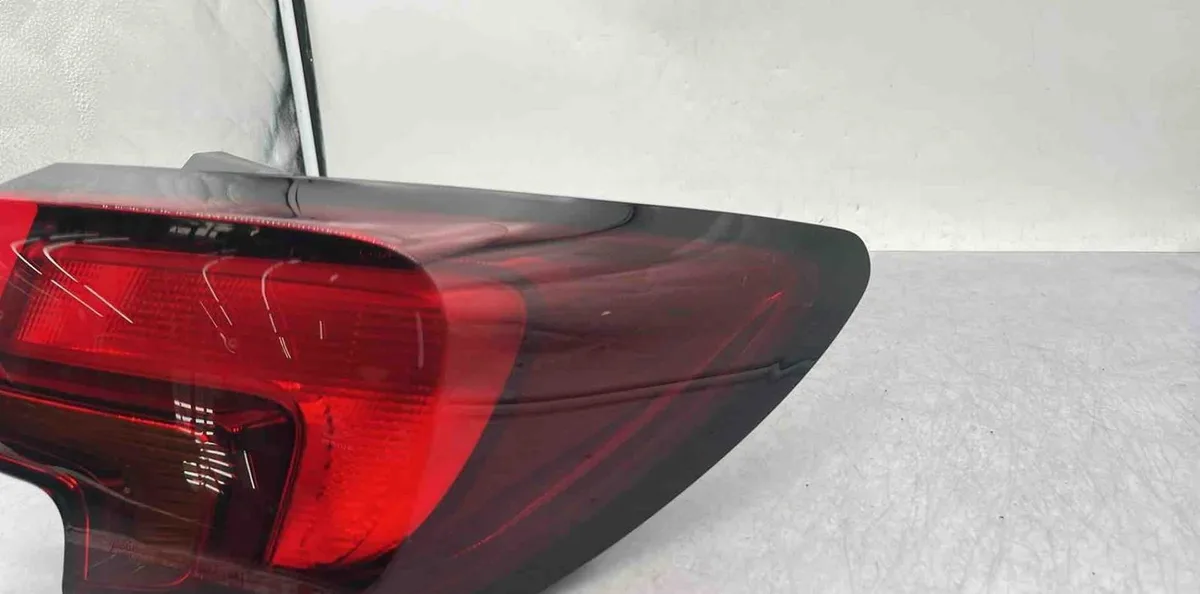 Feu arrière droit OPEL ASTRA K PHASE 1 occasion